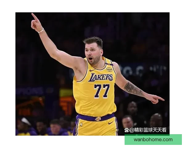 雷迪克称东契奇展现超级英雄表现不受外界争冠预测影响